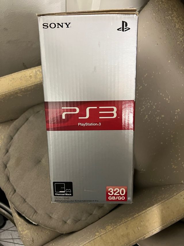 Caja de ps3 playstation slim