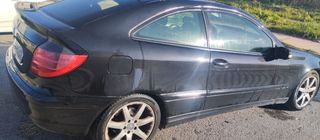 Mercedes-Benz Clase C 2003