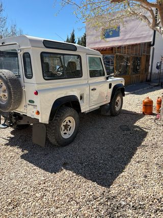 Land Rover Defender 1999