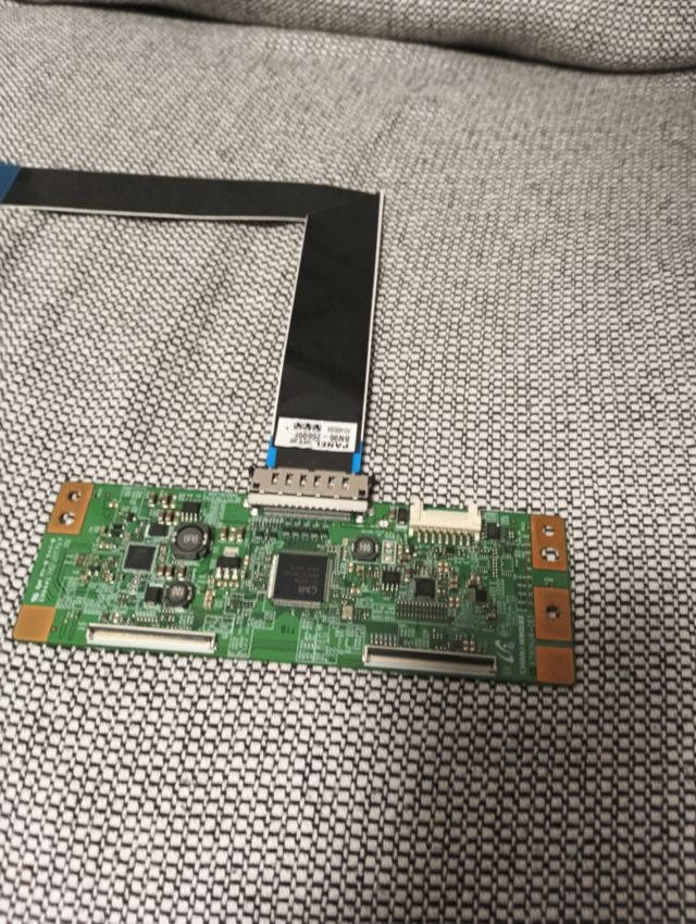 Placa lógica V390HJ4-CE1