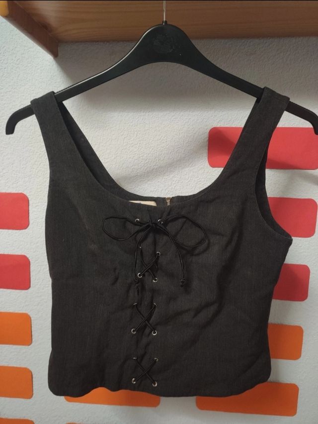 Camiseta chaleco negro