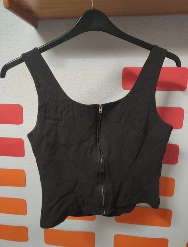 Camiseta chaleco negro