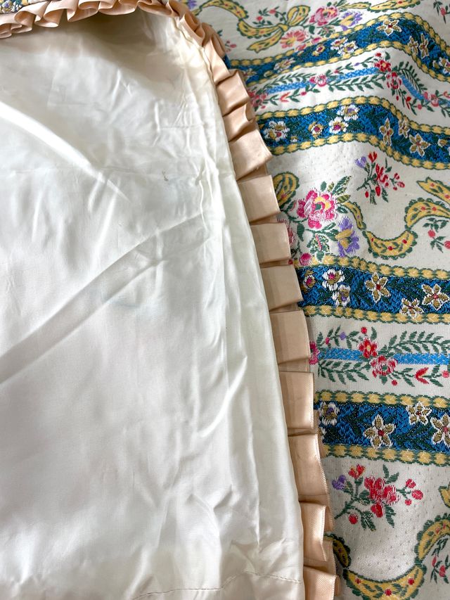 gonna da ragazza Huertana incompiuta