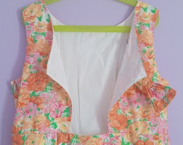 Vestido Tizzas espalda semi descubierta