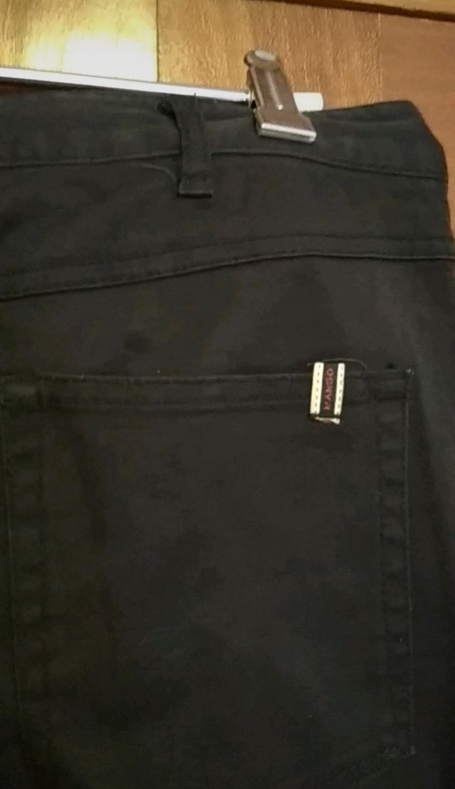 Pantalon azul oscuro mango