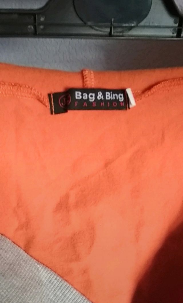 Sudadera capucha naranja