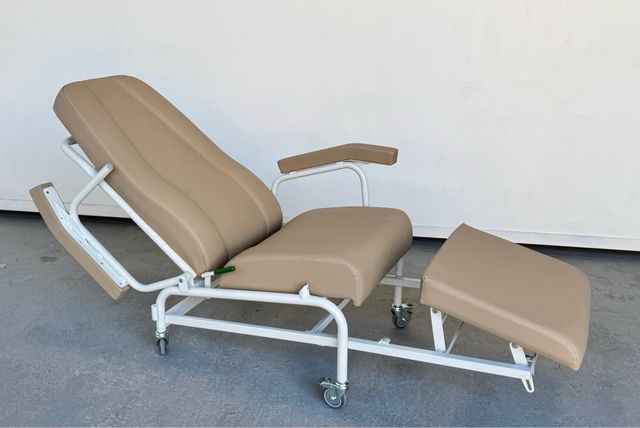 Sillon Clinico Geriatrico Dynamic con ruedas