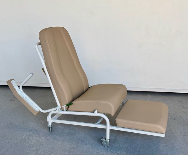Sillon Clinico Geriatrico Dynamic con ruedas