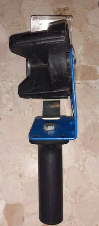 Empaquetadura con cinta adhesiva