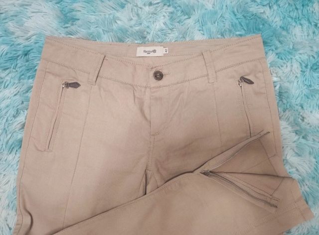 Pantalón beige