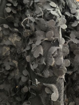 Falda negra dos alturas.Bonita tela. Nueva.
