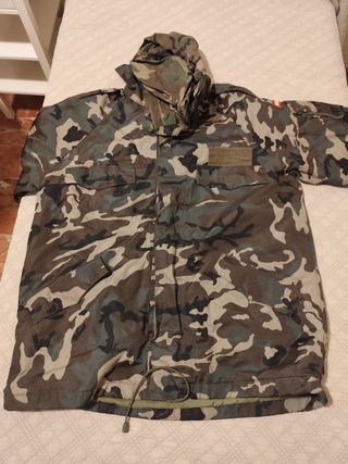 Chaquetas militares originales estilo camuflaje