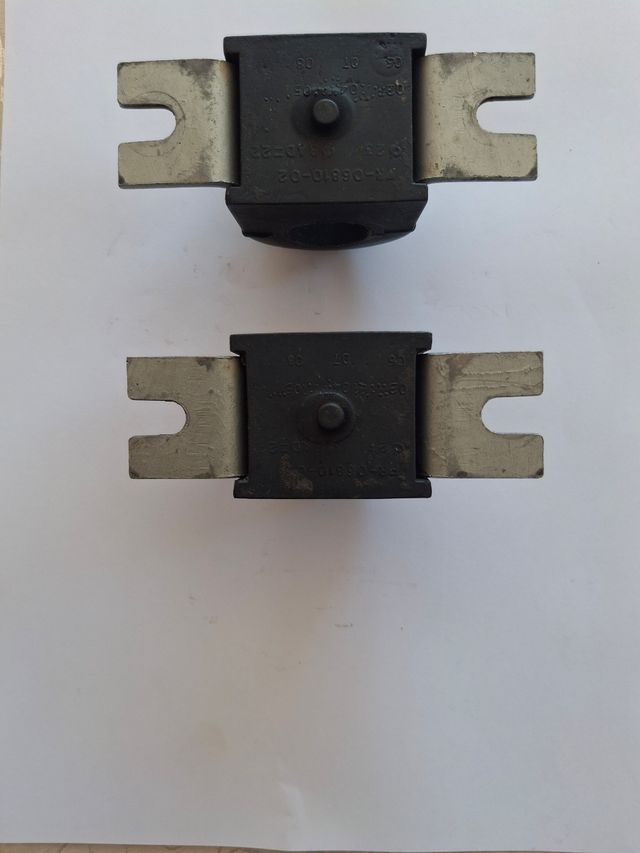 Soporte motor derecho Nissan primastar