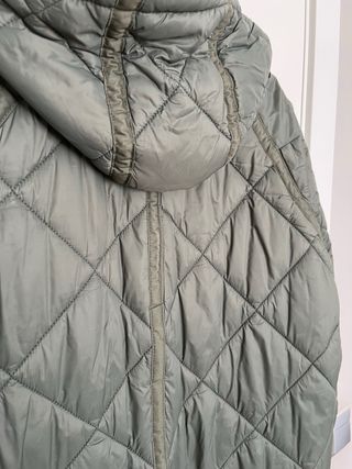 Parka verde Zara