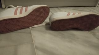 Tenis Adidas blancos