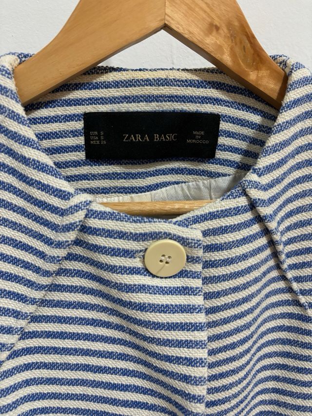 chaqueta rayas Zara