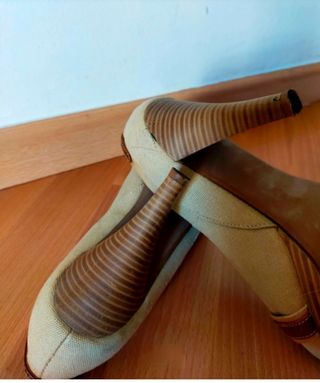 Zapatos de tacón de mujer