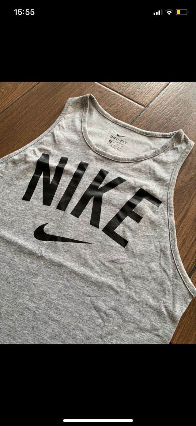 Camiseta deportiva tirantes Nike