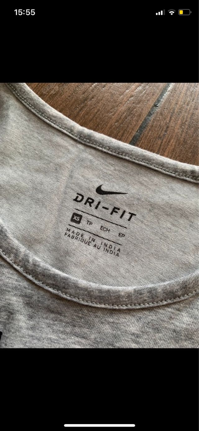 Camiseta deportiva tirantes Nike