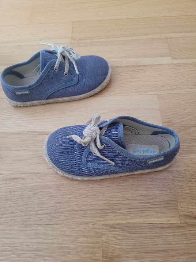 Zapatos angelitos azul numero 26