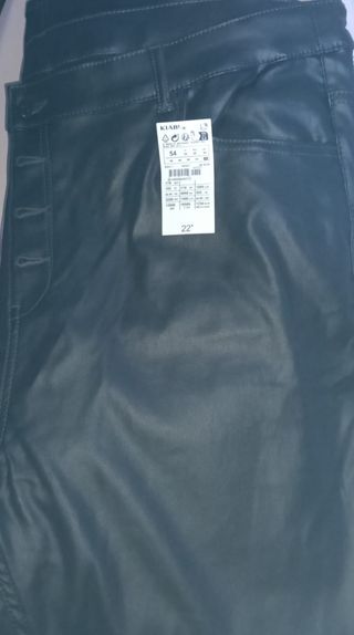 Pantalones encerados , talla 54