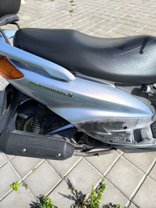 Moto Yamaha cignus x