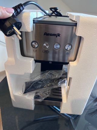 Macchinetta caffè espresso Aeomjk nuovissima