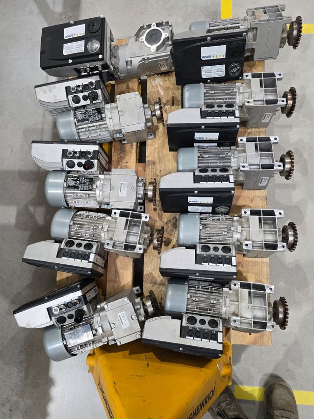 Motoreductor con variados. Trigésimo.