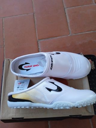 Zuecos deportivos de niño 