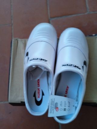 Zuecos deportivos de niño 