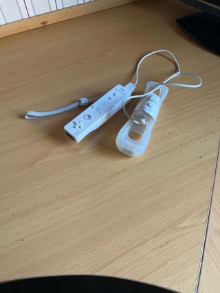 Mando wii Motion Plus con funda y Nunchuk 