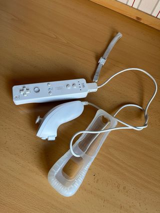 Mando wii Motion Plus con funda y Nunchuk 