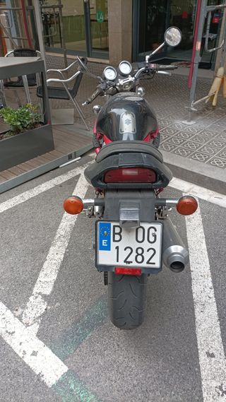 Se vende Suzuki Bandit 400 cc de 16 válvulas