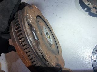 Embrague y volante bimasa iveco Daily 3.0 180cv