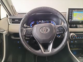 TOYOTA RAV4 220H LUXURY AWD-i