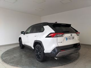 TOYOTA RAV4 220H LUXURY AWD-i