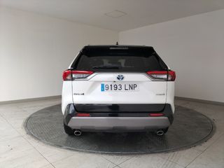 TOYOTA RAV4 220H LUXURY AWD-i