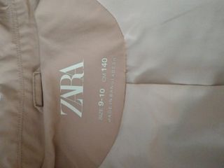 Gabardina niña zara