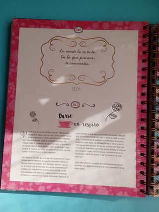 Mindfulness - Conciencia plena día a día: Útiles consejos para vivir con alegría y serenidad (Spanish Edition)