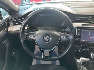 VOLKSWAGEN Passat GTE 1.4 TSI 218CV DSG