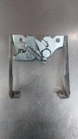 Mecanismo cierre asiento honda cbf 125 2005
