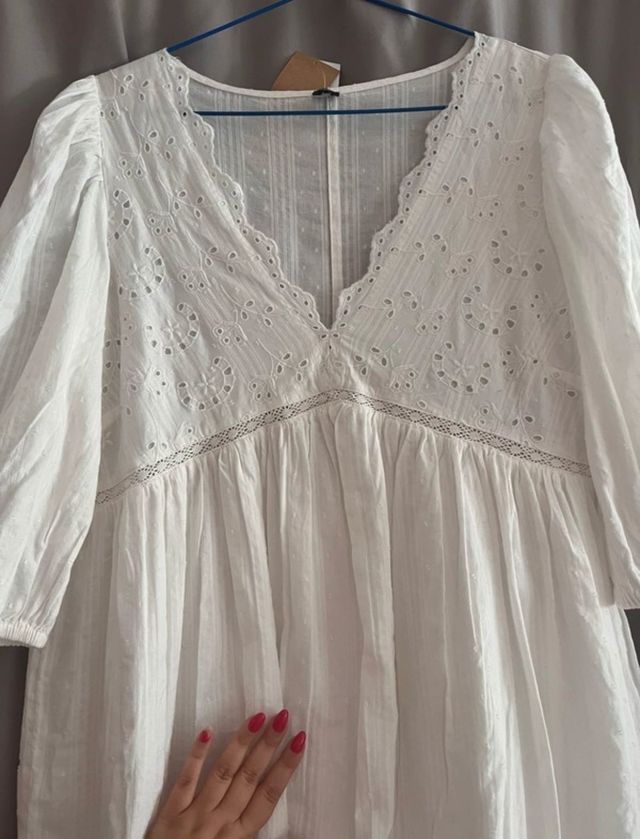 Vestido Blanco – Nuevo y Precioso