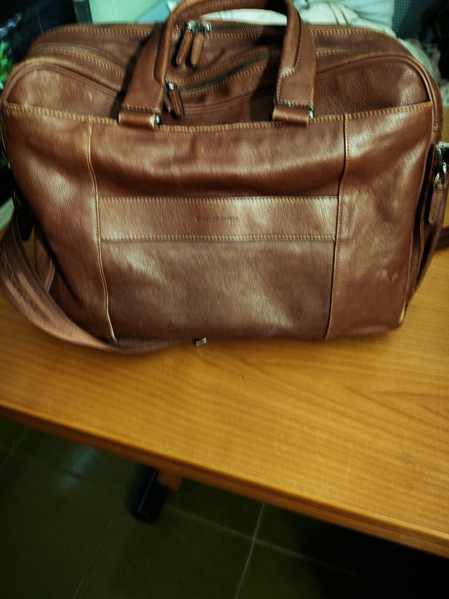 Borsa Piquadro in Pelle Marrone con Porta USB - El