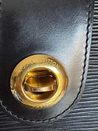 Louis Vuitton bolso Epi Cluny.j