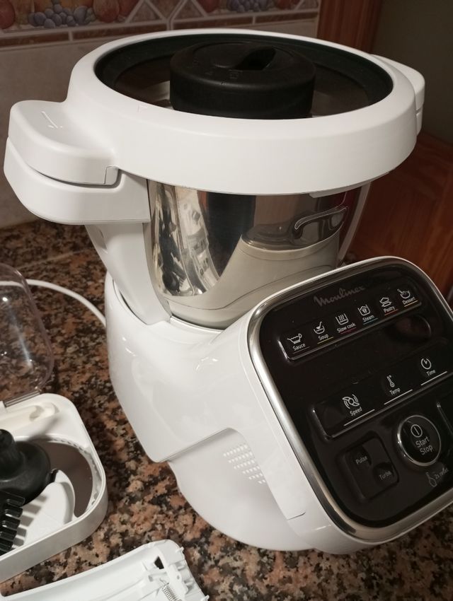 Robot Multifuncional