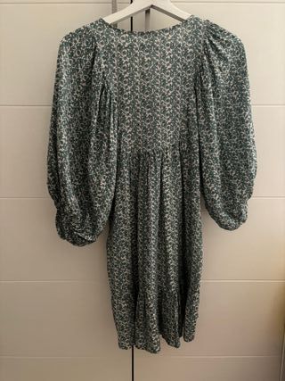 vestido estampado de flores