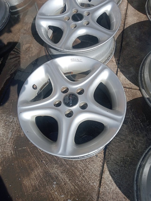 Llantas Originales Toyota R14