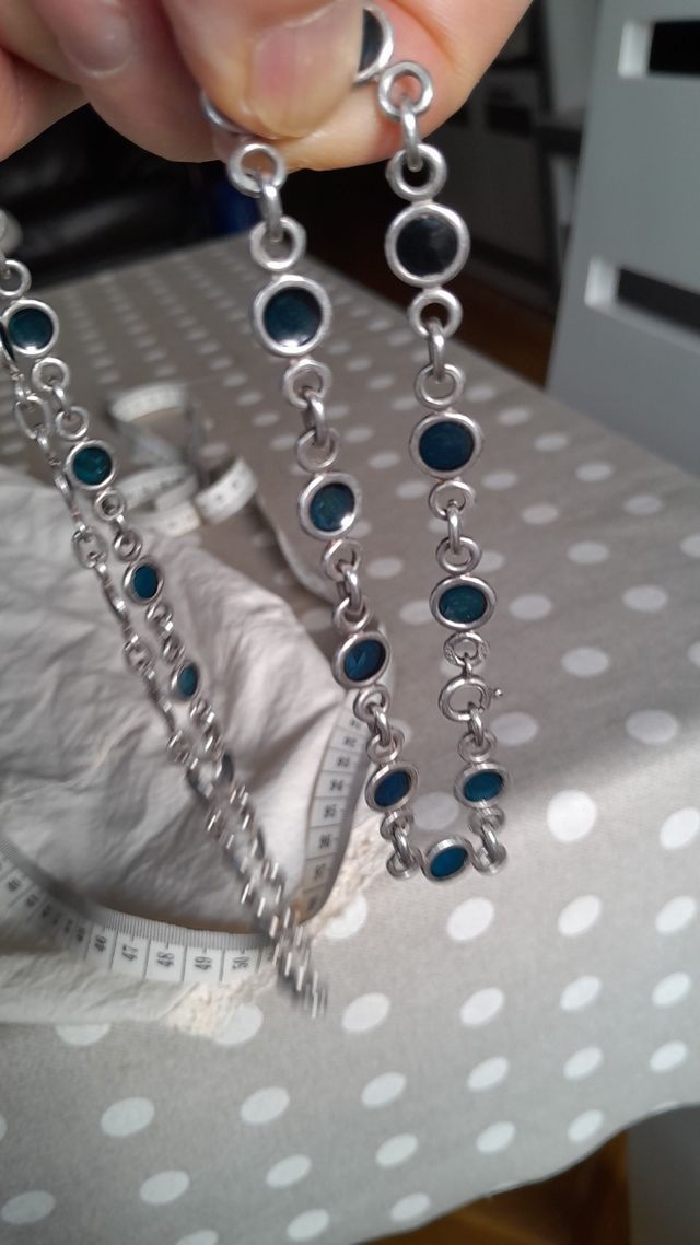 Collar largo de plata y cristal