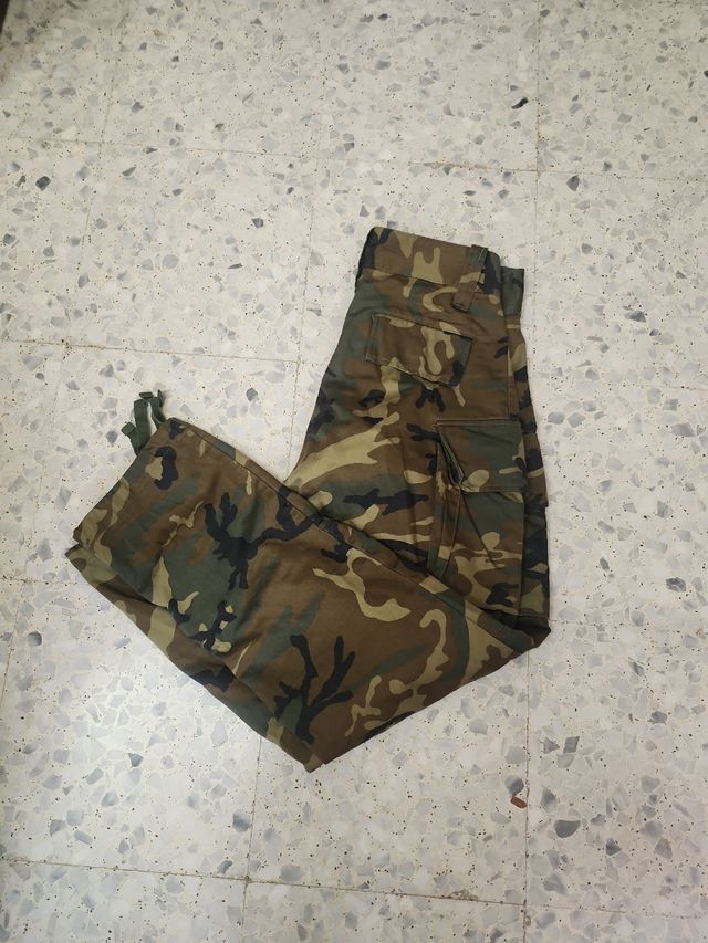 Pantalon camuflaje