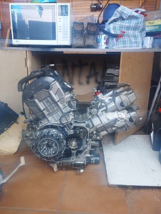 2 Motores honda varadero y otro bloque